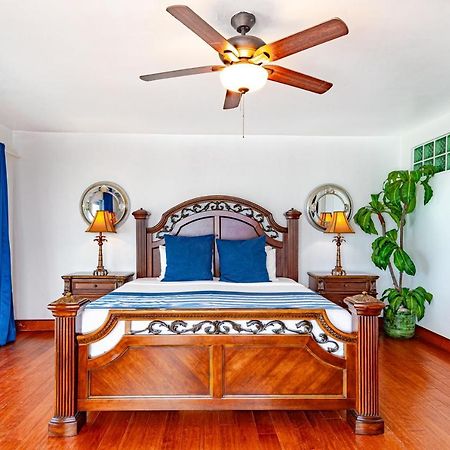 Caprice 14 - Oceanfront Villa - Gated Community With Pool 拿骚 外观 照片
